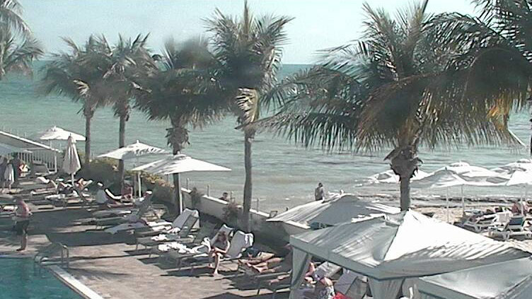 Southernmost Beach Resort: Shores Bar Cam